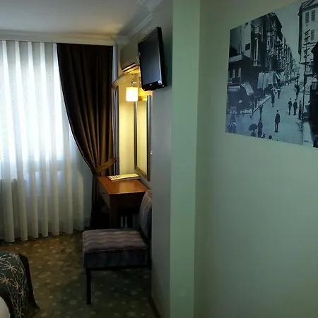 Hotel Avlonya