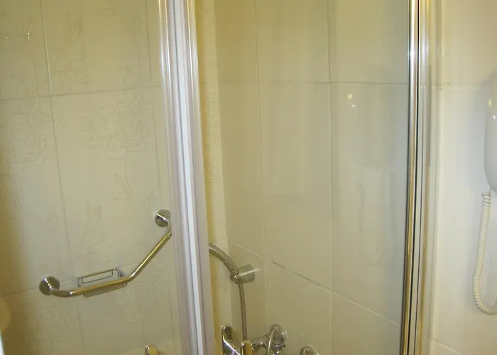 Avlonya Стамбул